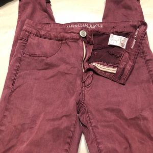 American Eagle maroon skinny